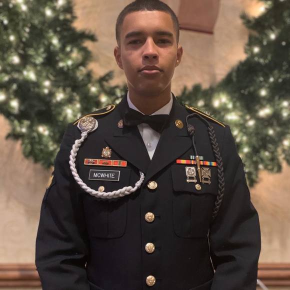 Meet your Posher, Matthew - Picture 1 of 1